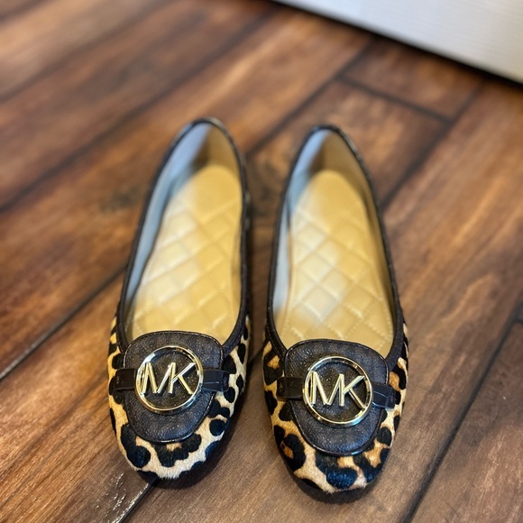 Michael Kors Lillie Leopard Print Calf Hair Ballet Flats Moccasins - Picture 1 of 10